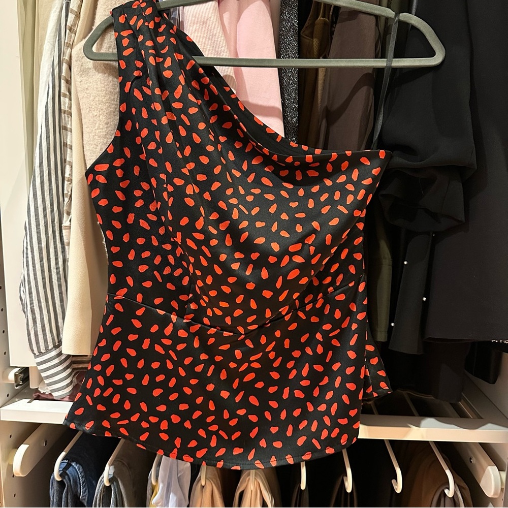 TCEC Black and Red One-Shoulder Blouse